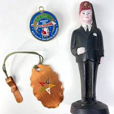 Shriner Freemason Vintage Fob Plastic Statuette Shaddai ...