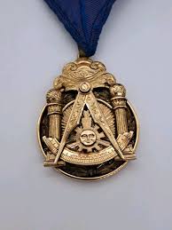 Vintage 14k Yellow Gold Masonic Pendant with Very Detailed ...