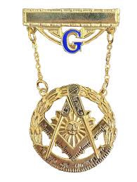 Past Master Swinger Jewel. Vermeil. One bar with G with ...