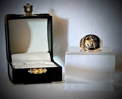 Masonic Ring, Gold & Diamond Size 9 1/2 Memorable Keepsake ...