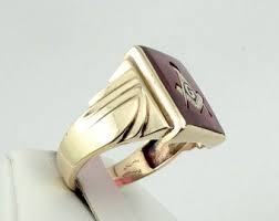 Handsome Traditional Vintage 1970's Era 10K Yellow Gold and Lab Ruby Masonic Ring Size 10 1/4 FREE SHIPPING! #RED10.25-MASR1 - Etsy