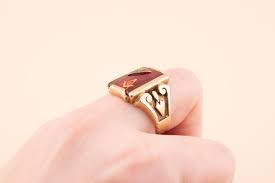 Classic Vintage 10k Ruby Signet Ring - 1960s Mid Century Signet Ring, Freemasons - Etsy