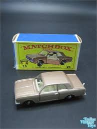 Lesney Matchbox Ford Cortina No. 25 with Original Box (1A)