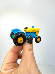 Matchbox Series No. 39 Ford Tractor and No. 40 Hay Trailer ...