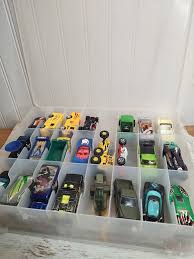 Double Sided Diecast Case With 47 "matchbox" Diecast Cars ...