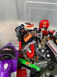 Lot 111: Hot Wheels, Match box, Micro Cars & More ...