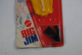 BIG JIM CLOTHING SET " SKIN DIVING 8855 " CARDED ,NICE SET ...