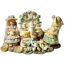 Doll Tea Party Music Box Friends Forever Heart Tugs. For ...