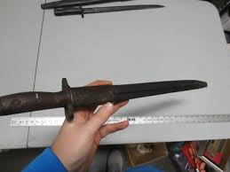 WWII British Enfield Bayonet & Leather Scabbard (61) | eBay