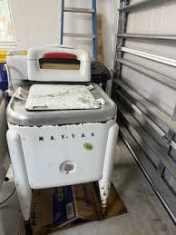 Orange Hard Shell Vintage Suitcase w/ Silver Metal Locks ...