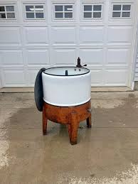 在New Hampton, Iowa 拍賣的Blow Molds | Facebook Marketplace | Facebook