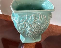 Mccoy 1940's Turquoise Blue Chrysanthemum Vase - Etsy