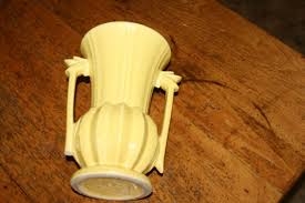 LARGE YELLOW PASTEL MCCOY POTTERY 2 HANDLE VASE Mid century Modern 9 In Tall | eBay Australia