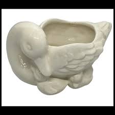 1984 Avon White Ceramic Mother Duck and Ducklings Planter ...