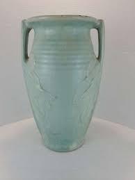 McCoy(?) 14" H sand dollar vase - Bid-Assets Online Auctions