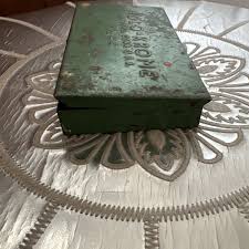 HOLO-KROME HARTFORD, CONN.USA NO. 44 METAL BOX W/ ASST ALLEN ...