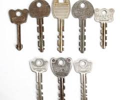 Master Lock Co Keys, Lot of 8 Sawtooth Keys, Milwaukee WIS ...