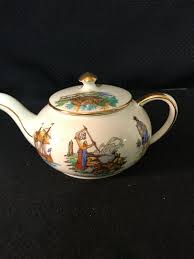 Vintage Small Old Canada Individual Teapot Royal Winton - Etsy