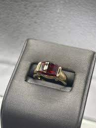 Ladies / Gents 14 Karat Yellow Gold Faceted Almandine Garnet ...