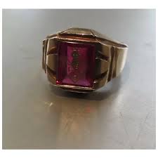 Vintage Size 9 Masonic Knights 10K Gold Ring. For Sale at Ruby Lane