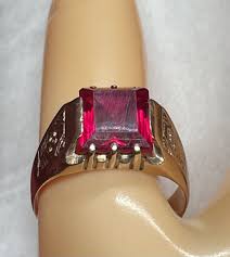 Vintage Garnet 14KT Yellow Gold Man's Ring - Size 11.5 - 8.3 ...