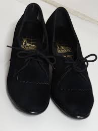 Tic Tac Toes rachel black suede leather 9 wide new in box 2 inch heels | eBay