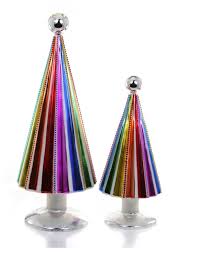 25- Cody Foster Wide Spectrum Tree – EK Home