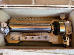 Swiss Cylinder Music Box * Mermod Jacot Caille Puck Upright ...