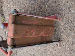 Toro 20700 1982 Mower Discharge Chute 36-1350 & Door Assembly 33-5560 Latch | eBay