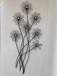 Large Metal Wall Art Good for Indoor or Outdoors Beautiful Metal Flowers $20