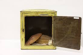 Farmhouse Antique Tin Bread Box, Goethe Kaulbach Lithos, L ...