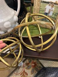 Gold Orbs - Rouse – The 3 French Hens