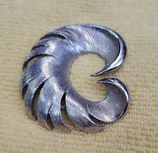 2Pb Vintage Torino Silver Tone Swirl Brooch Pin | eBay