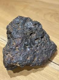 Identification Request: Could this be a meteorite? : r/whatsthisrock