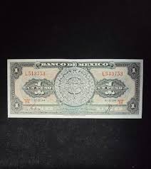 One Crisp Note - El Banco De Mexico - Un Peso 10-2-1954 DX ...
