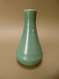 Garden City Hand Thrown Bud Vase Jade Green – Early California Antiques Shop