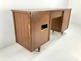 Mid Century Modern Walnut, Double Pedestal Desk, Refinished ...