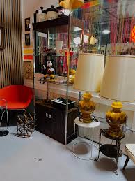 Gorgeous avocado green velvet chairs! Such a dream! $75 each #green #vintage #velvet #retro #vintage #arizona #phoenix