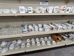 Michiganders Are Flocking To This Massive Thrift Store That's Almost Too Good To Be True