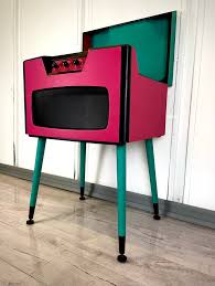SOLD - DYNATRON Cavalcade Vintage Retro Record Player / Turntable Side / End Table With Storage - Etsy