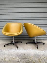 Vintage Mid Century Modern Chromcraft Vinyl Barrel Swivel Chairs for Sale in Seattle, WA - OfferUp