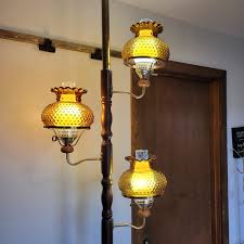 VINTAGE MID CENTURY TENSION POLE LAMP AMBER 3 LIGHT BRASS MCM 1960S 3 Way | eBay