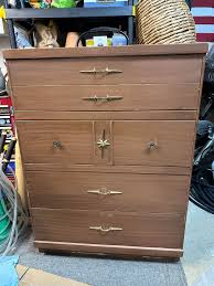 Just brought this home to start restoring it! I can't find any information on the age of anyone could help out TYI! : r/Mid_Century