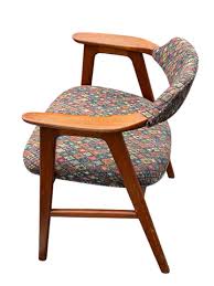 set of 8 Windsor chairs by Nichols and Stone – Re Antiques