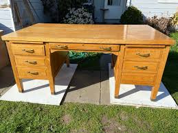 1920s Antique Quarter Sawn Executive Oak Writing Desk | Chairish