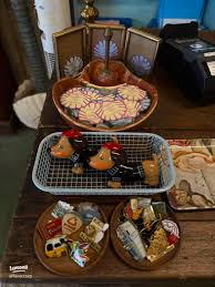 สำรวจ Oyster and Things: ร้าน Vintage สุดชิคในย่านทรงวาด