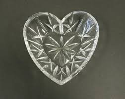Mikasa Crystal Heart Jewelry Dish: Etched Star Glass Candy ...