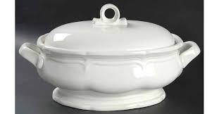 French Countryside 2.5 Quart Oval Covered Casserole by ...