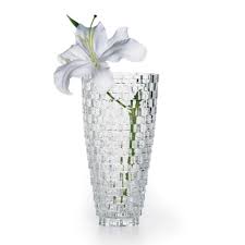Palazzo 9 Inch Glass Vase