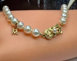 Vintage MIKIMOTO Pearl Necklace: 18K Gold Clasp, 6-7mm White Pearls, 18 Inch - Etsy